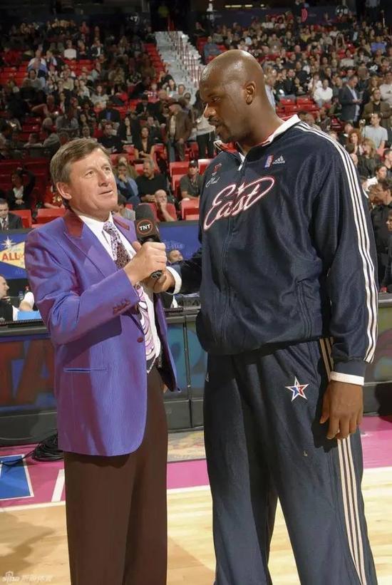 特别是在比 特别是在比