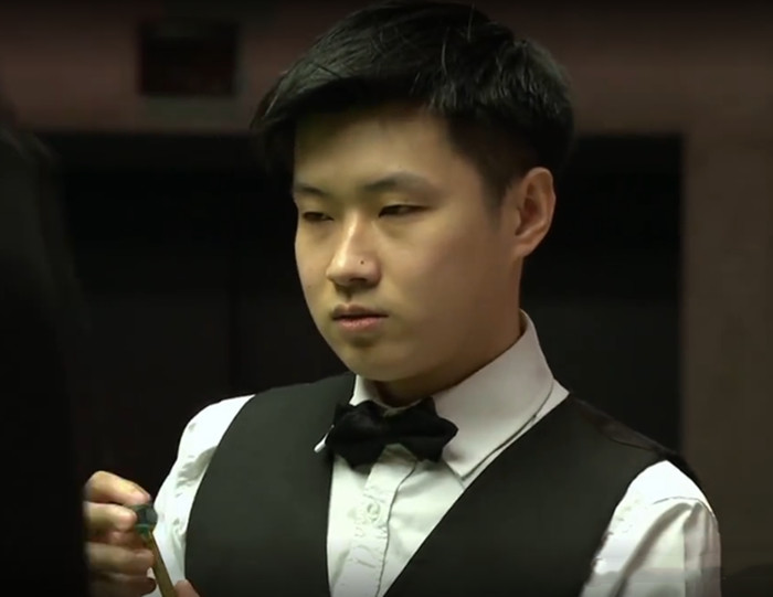 其中包括与 其中包括与