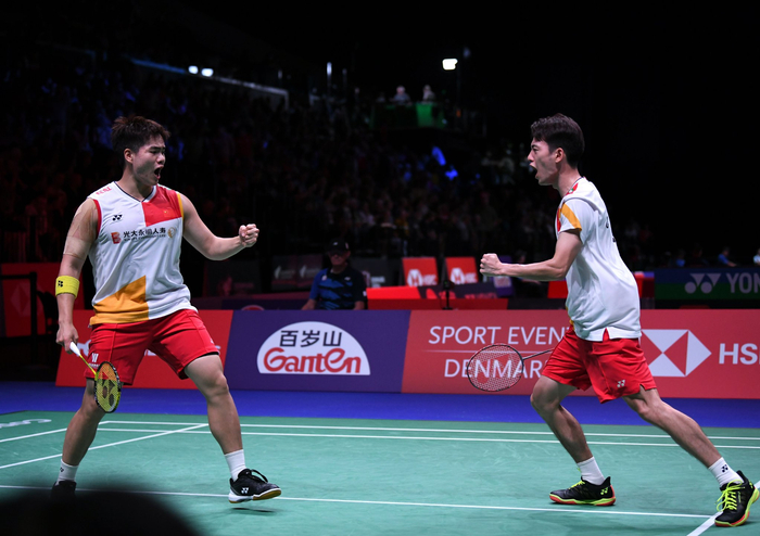 极参与到球 极参与到球